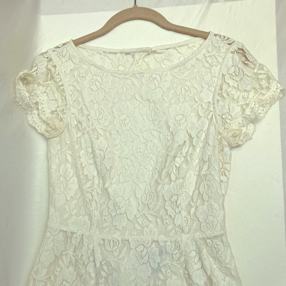 Women’s dress backless